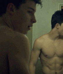 Sexy Tom Holland 5c9454ba4fccf.gif
