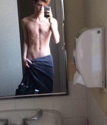 Skinny Boys 14 5c9c41f3c29f9.jpg