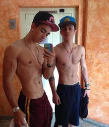 Bromance 12 5c9c489a461d6.jpg