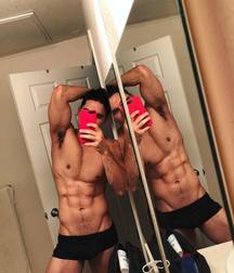 Undies 60 5ca192155efd4.jpg