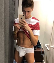 Undies 60 5ca1921ea0eb0.jpg