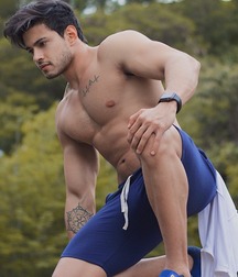 Tattoos 32 5ca5abd0da37d.jpg
