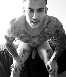 Tattoos 32 5ca5abe2b17de.jpg
