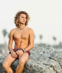 Long Hair Boys 58 5ca5ad99a8c5b.jpg