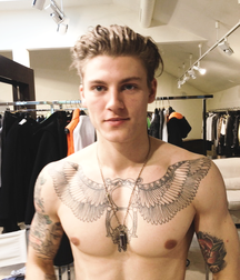 Tattoos 33 5cb932407d5d8.png