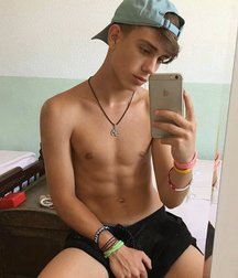 Twunks 53 5cb93adc62796.jpg