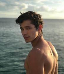 Male Sensuality 11 5cba5517ebe2c.jpg