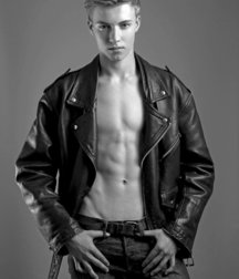 Male Sensuality 11 5cba55420abb9.jpg