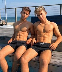 Banana Boys 04 5cba569a673c8.jpg