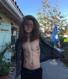 Long Hair Boys 59 5cbbb1fa4f42e.jpg