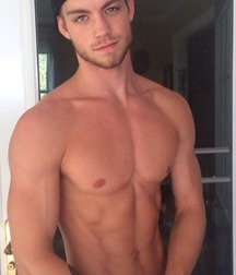 Banana Boys 05 5cc23e9e44c4f.jpg