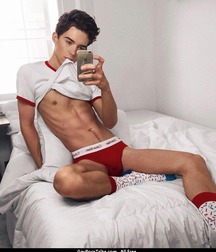 Undies 62 5cc3c6bcba7d1.jpg