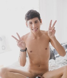 Skinny Boys 16 5cc52e63ae95d.jpg