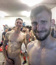 Bromance 15 5cce44aceed44.jpg