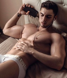 Undies 64 5cce67a506111.jpg