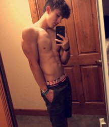 Undies 64 5cce67f191d46.jpg
