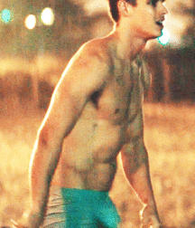 Undies 65 5cd22d76e21b9.gif