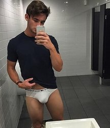 Undies 65 5cd22f1393b28.jpg