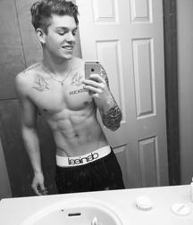 Undies 65 5cd22f204efd2.jpg