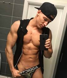Undies 65 5cd22f4af0c33.jpg