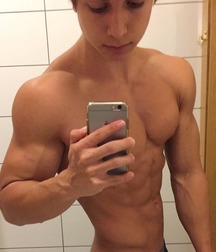 Twunks 55 5cd634c4bf45e.jpg