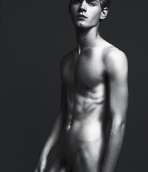 Skinny Boys 18 5cdcf1590956b.jpg