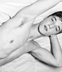 Skinny Boys 18 5cdcf1aebd8cf.jpg