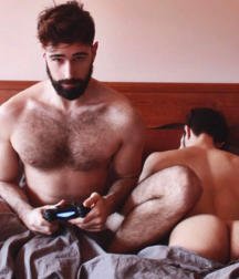 Geek Boys 50 5cdcf2792333e.png