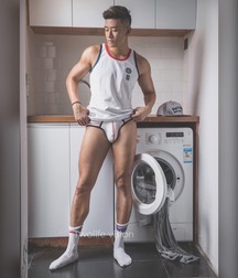 Undies 67 5ce496e17bf9d.jpg