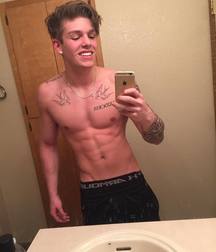 Undies 67 5ce4973e136c4.jpg