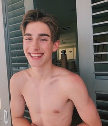 Banana Boys 10 5cf4843d2d314.jpg