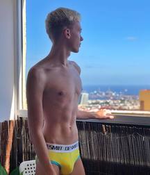 Banana Boys 10 5cf4846ea8998.jpg