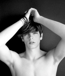 Male Sensuality 14 5d225e14d9fde.jpg