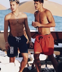 Banana Boys 11 5d2260485af2b.jpg