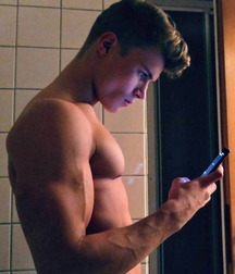 Twunks 58 Twinks + Hunks 5e65a2fdef354.jpg