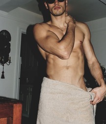 Twunks 58 Twinks + Hunks 5e65a34395e3d.jpg