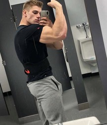Twunks 58 Twinks + Hunks 5e65a3541188a.jpg