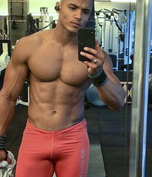 Twunks 58 Twinks + Hunks 5e65a35d74f27.jpg