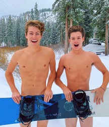 Bromance 16 Porn Boys 5e7e6677e913c.jpg