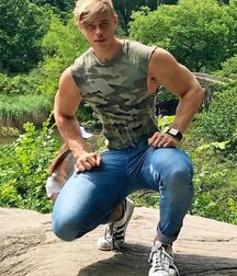 Alam Wernick 01 Blond Boy Porn 5e8bcb8f73dac.jpg