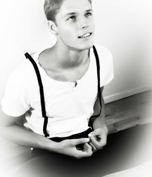 1000 handsome Guys tarnished soft 001 5d37932587f27.jpg