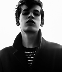 1000 handsome Guys bw soft 001 5d379568a9261.jpg