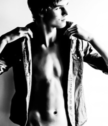 1000 handsome Guys bw soft 001 5d37956988d1e.jpg