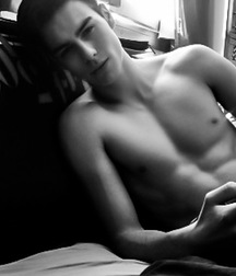 1000 handsome Guys bw soft 001 5d37956e753be.jpg
