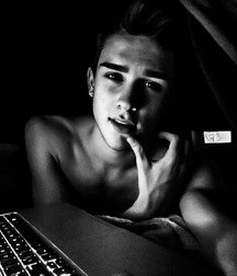1000 handsome Guys bw soft 001 5d37958284113.jpg