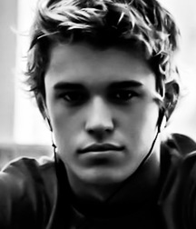 1000 handsome Guys bw soft 001 5d379583d2c83.jpg