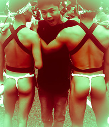 1000 handsome Guys bluered 001 5d38d03f7ee87.jpg