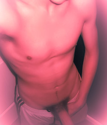 1000 handsome Guys red 001 5d3b29b29f99d.jpg