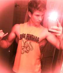 1000 handsome Guys red soft 002 5d3df94e13a9f.jpg