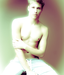 1000 handsome Guys greenred soft 002 5d3df9b40c96c.jpg